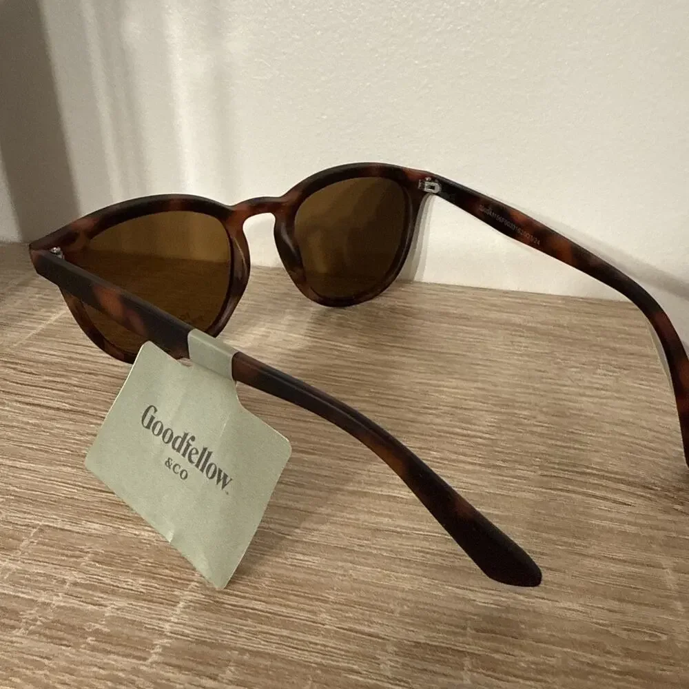 Goodfellow & Co Men's Square Tortoise Sunglasses 100% UV Protection NWT
